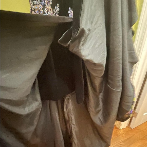 Pageant dress - Picture 4 of 4